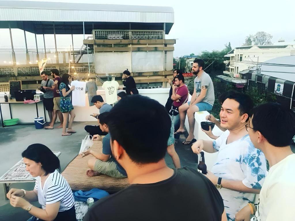 بيت شباب أولدي آند سليبي أودون ثاني المظهر الخارجي الصورة