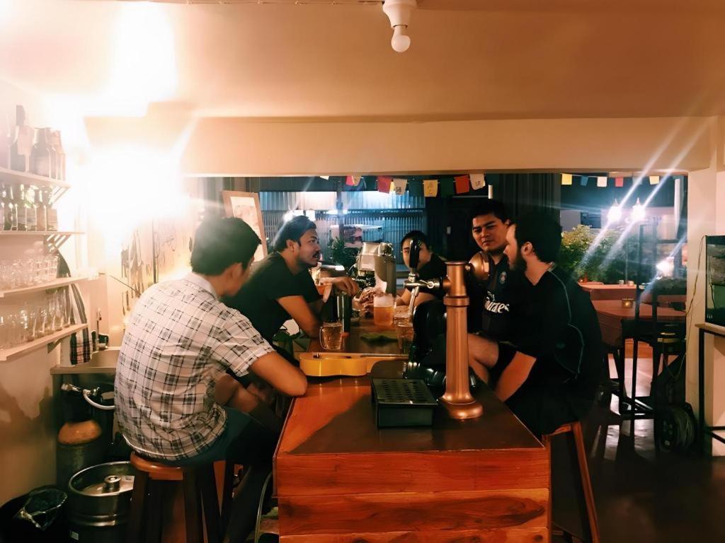 بيت شباب أولدي آند سليبي أودون ثاني المظهر الخارجي الصورة